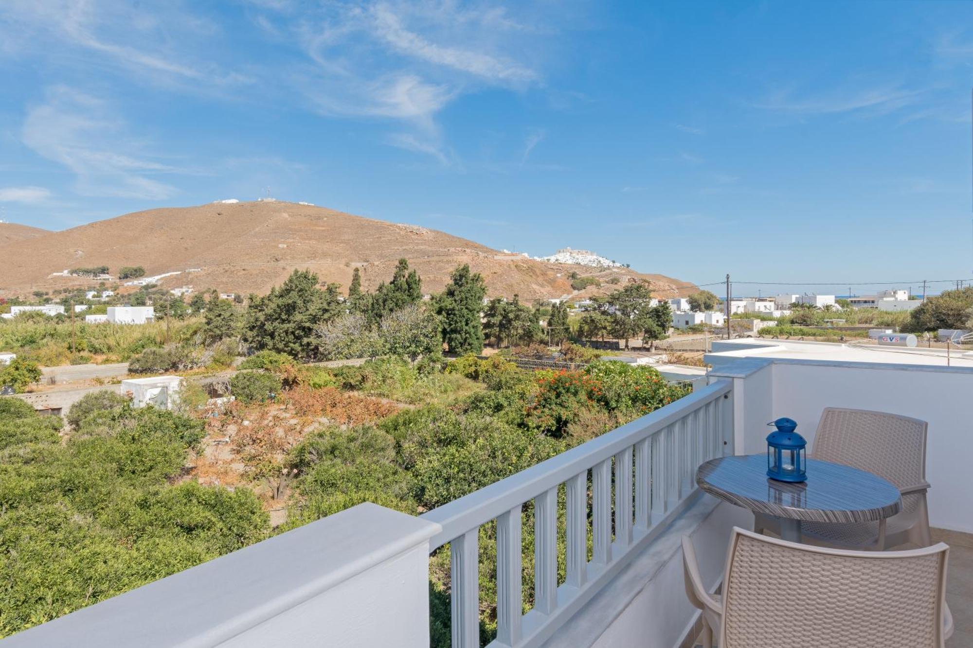 Esperis Apartment Livadi  Екстериор снимка