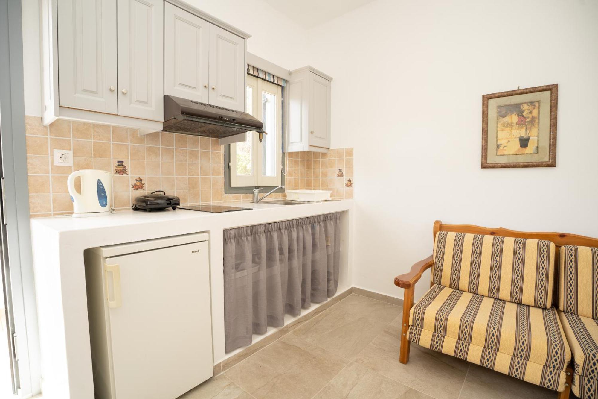 Esperis Apartment Livadi  Екстериор снимка