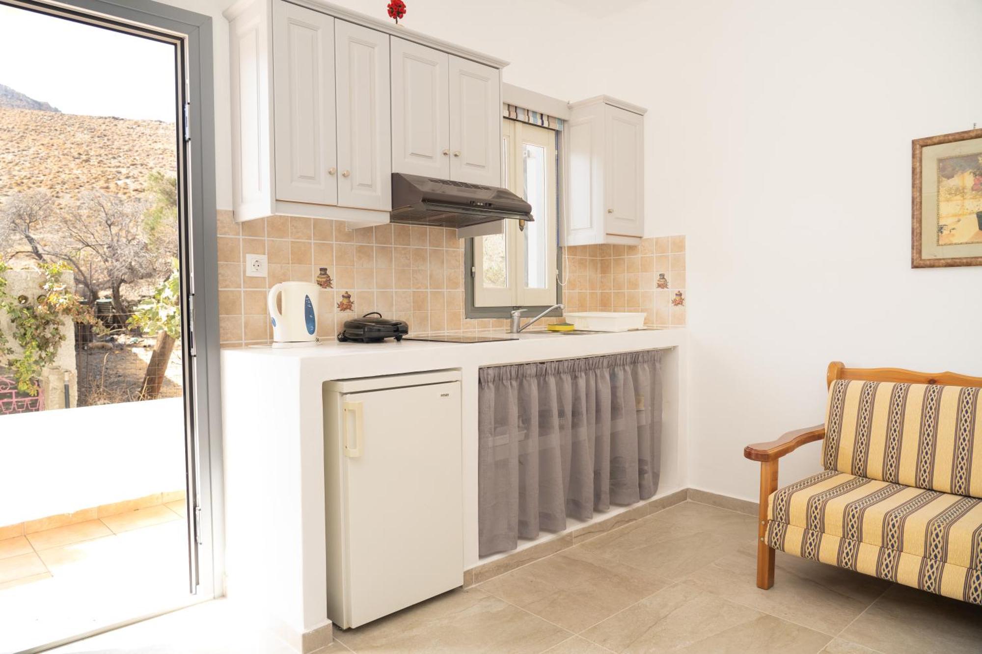 Esperis Apartment Livadi  Екстериор снимка