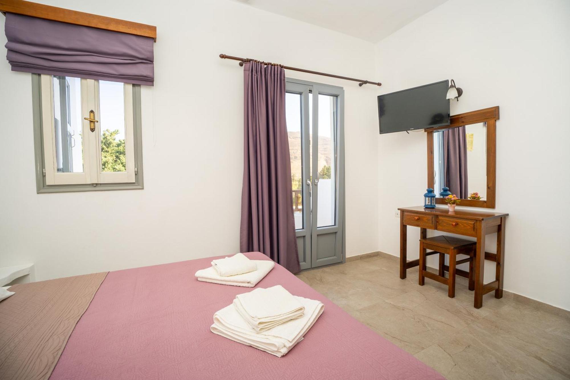 Esperis Apartment Livadi  Екстериор снимка